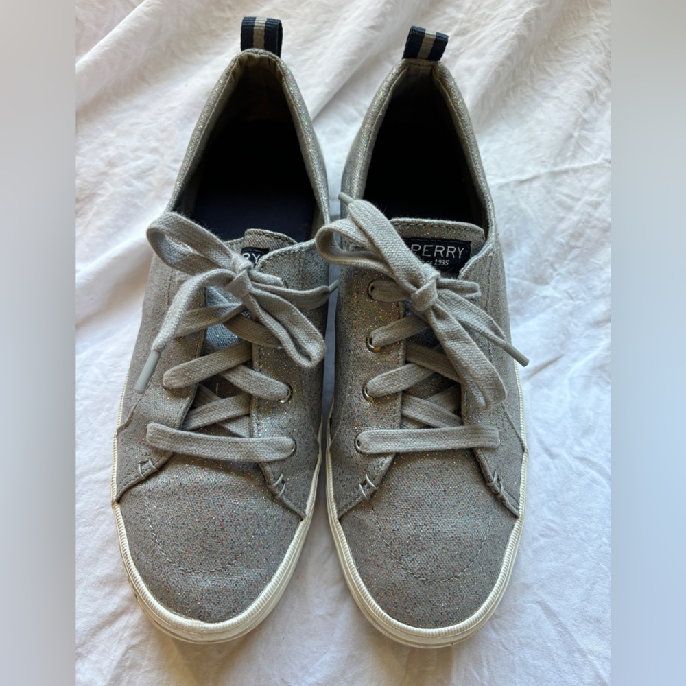 Women’s Sperry Crest Vibe Grey Sparkle. Size 10